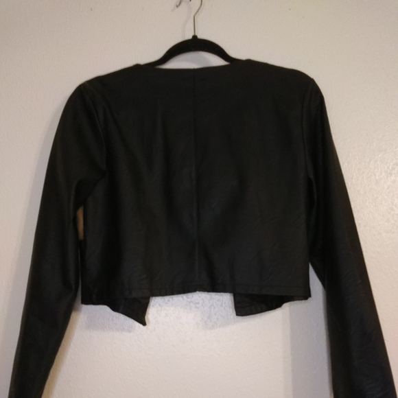 Venti 6 LLC Cropped Jacket - Picture 4 of 10